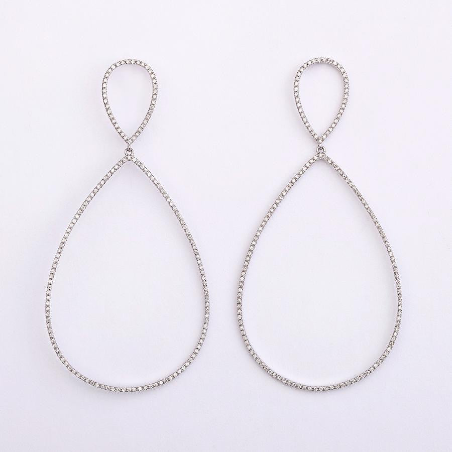 18kt Weissgold Ohringe
Mit 304 Diamanten