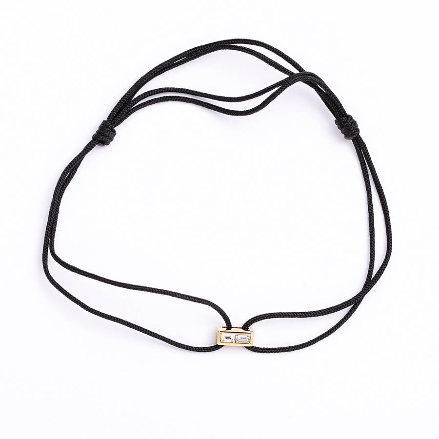 Armband aus 18-karätigem Gelbgold mit Fatimas-Hand und Diamanten